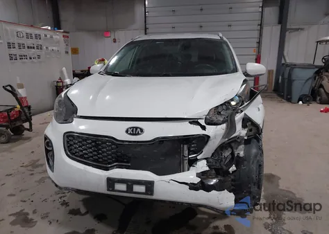 2017 Kia Sportage Lx z USA, uszkodzony, nr VIN KNDPMCACXH7099751